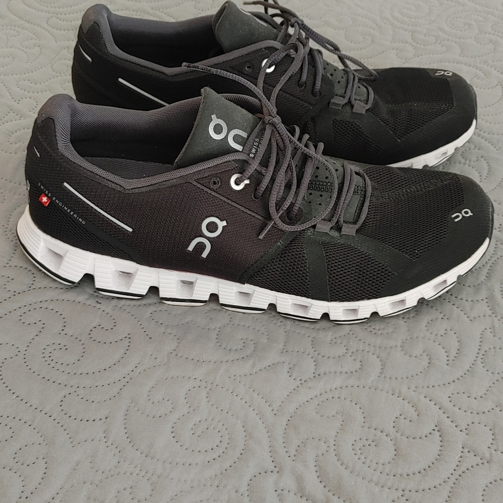 On Cloud 5 Shoes